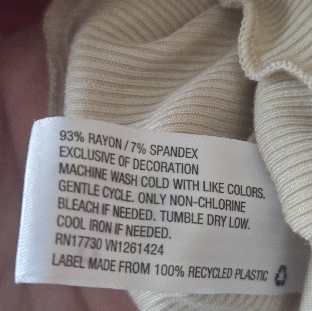 Wild Fable Sloth Crop Tee Ribbed Cream M NWT - Picture 8 of 9